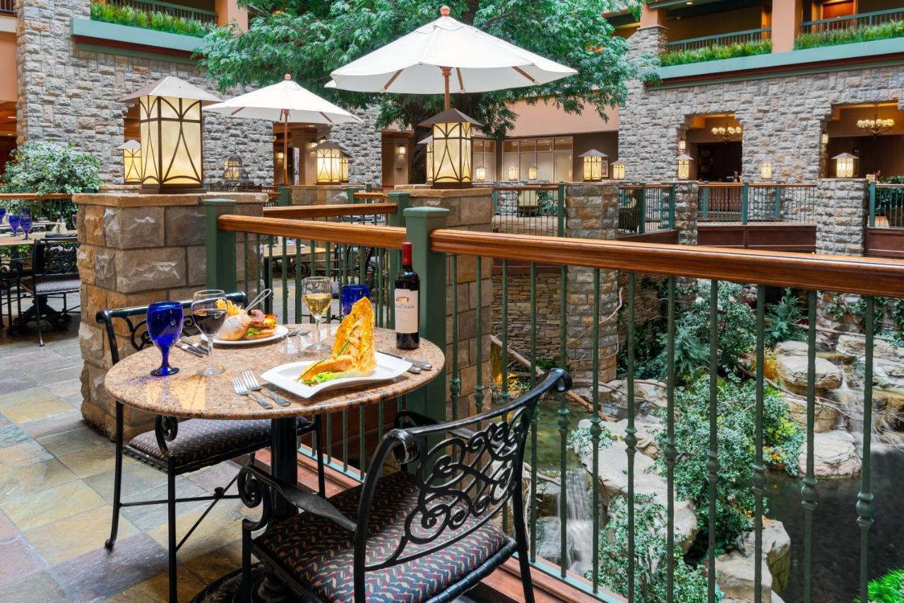 Chateau On The And Convention Center Branson